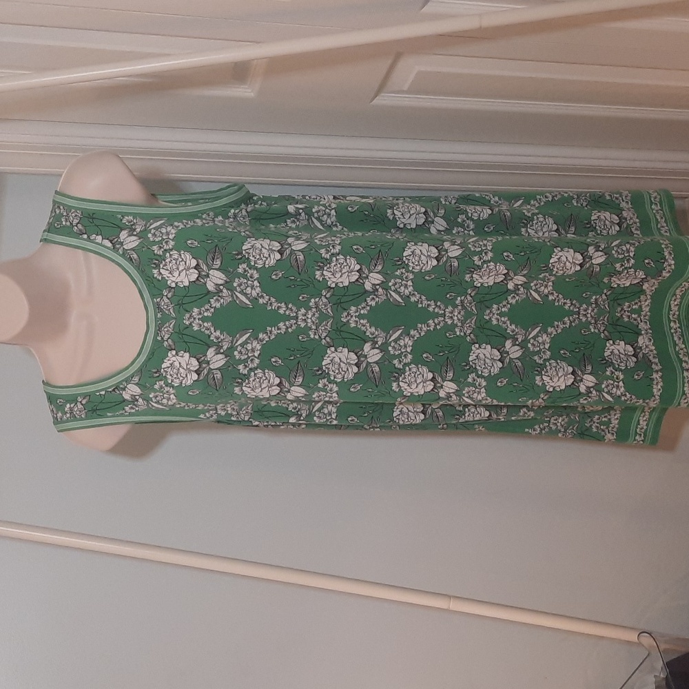 Max Studio Green Flower Dress Size Large